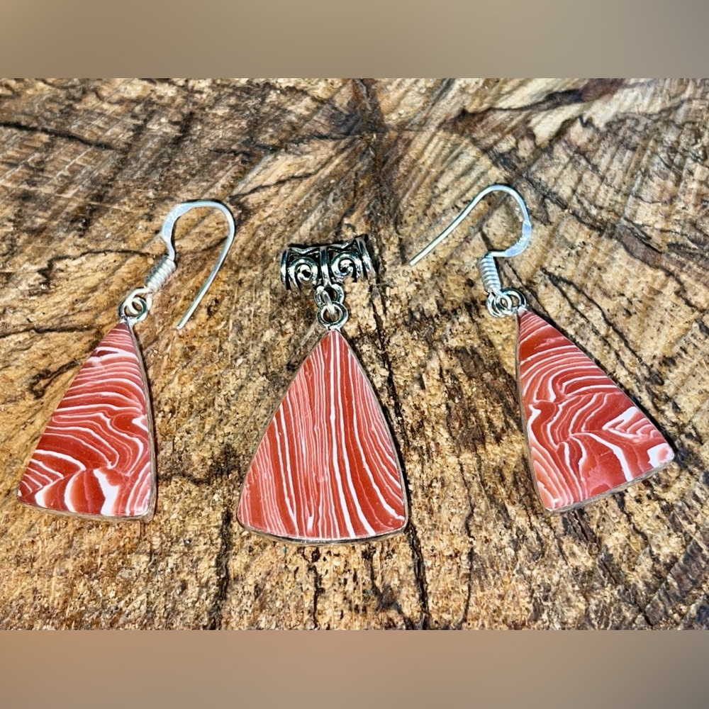 Rainbow Calsilica Pendant & Earrings